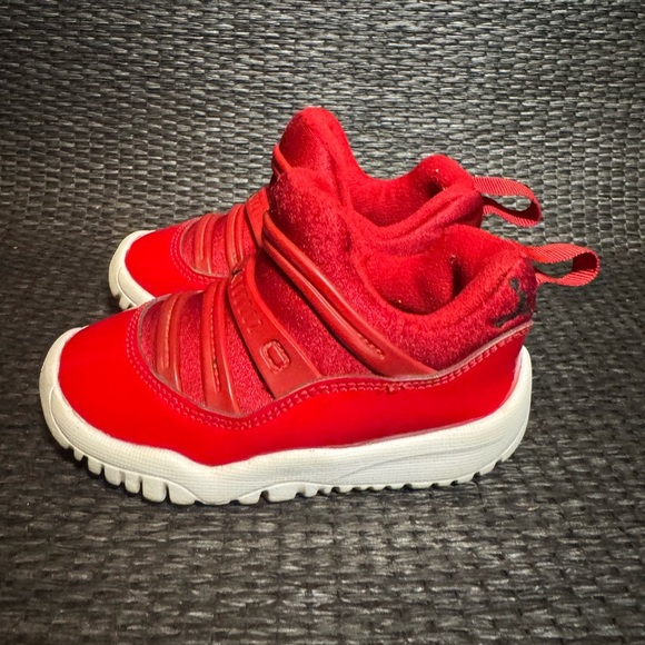 Jordan Other - New Born Toddlers Nike Air Jordan Retro 11 Little Flex